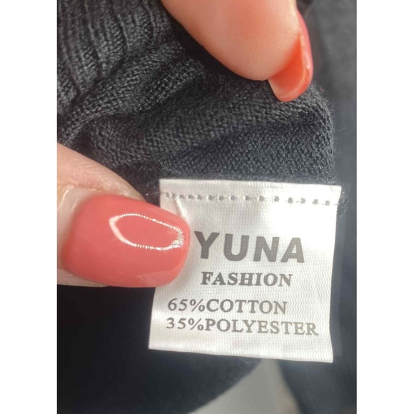 Yuna size S/M Sweater black shoe Graphic Sparkle beads Jimmy Choo for Cinderella - Picture 5 of 6